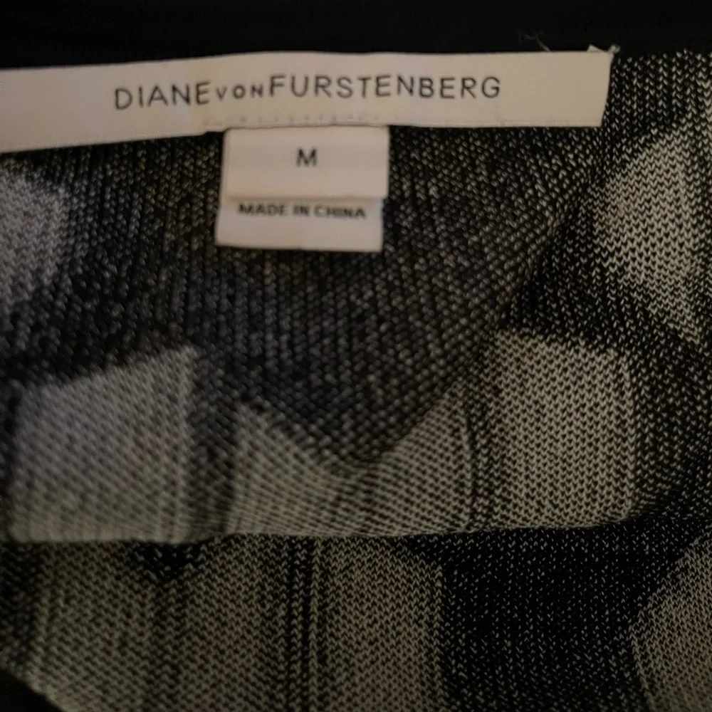 Diane Von Furstenberg Flote Black/White Hounds Check Knit Mini Skirt Size M